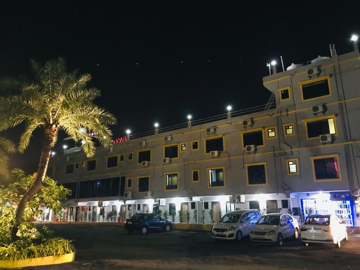 Hotel Silver Resort Daman Exterior foto